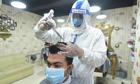 رشد قارچ‌گونه آرایشگاه های زیرزمینی مردانه در اصفهان/ نیازمند اصلاح نرخ‌نامه هستیم