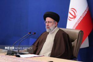 تداوم همکاری مؤثر تیم اقتصادی دولت برای تثبیت قیمت‌ها ضروری است