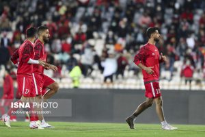 تساوی بدون گل پرسپولیس و صنعت نفت در نیمه نخست