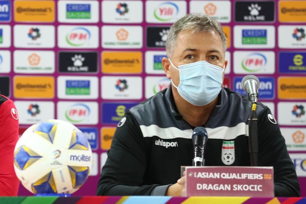 تبریک سال نو میلادی به زبان فارسی توسط «اسکوچیچ» – پایگاه علنی | اخبار ایران و جهان