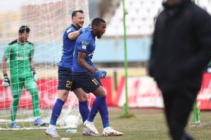 پایان نیمه نخست؛ استقلال ۱ – آلومینیوم اراک صفر – پایگاه علنی | اخبار ایران و جهان