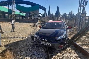 ورود یک خودرو به حریم ریلی در خط ۵ متروی تهران و حومه – پایگاه علنی | اخبار ایران و جهان